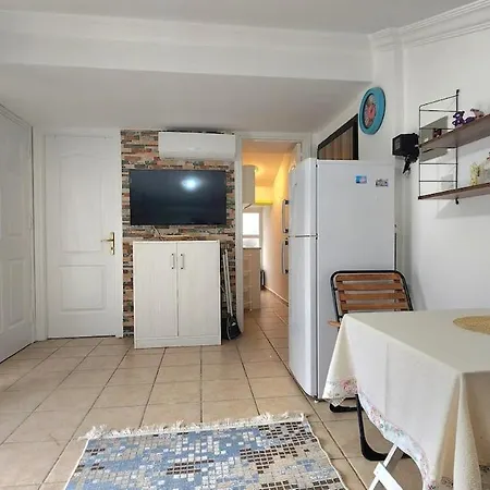 15min Walk To Ancient Harbor Apartamento *