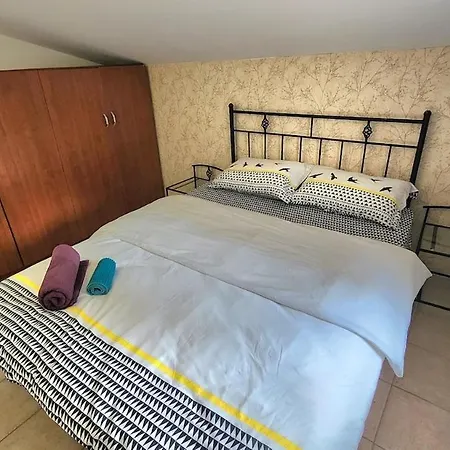 Apartamento 15min Walk To Ancient Harbor